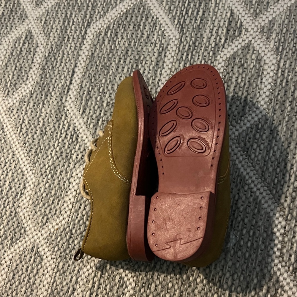 Carter's Olive Green Kids Dress Shoes - Picture 3 of 5